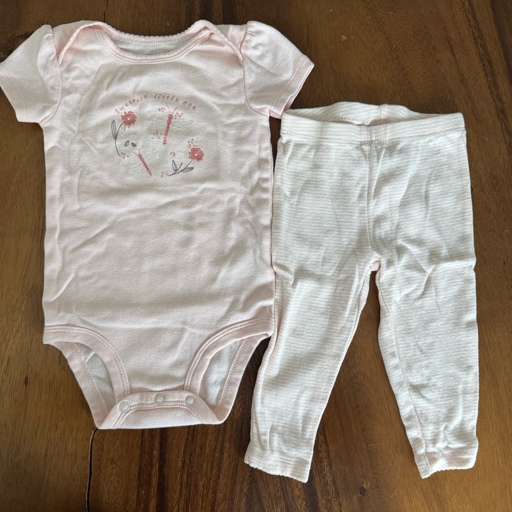 Carter’s Pink Baby Bodysuit  and Matching Pants Set Size 9M